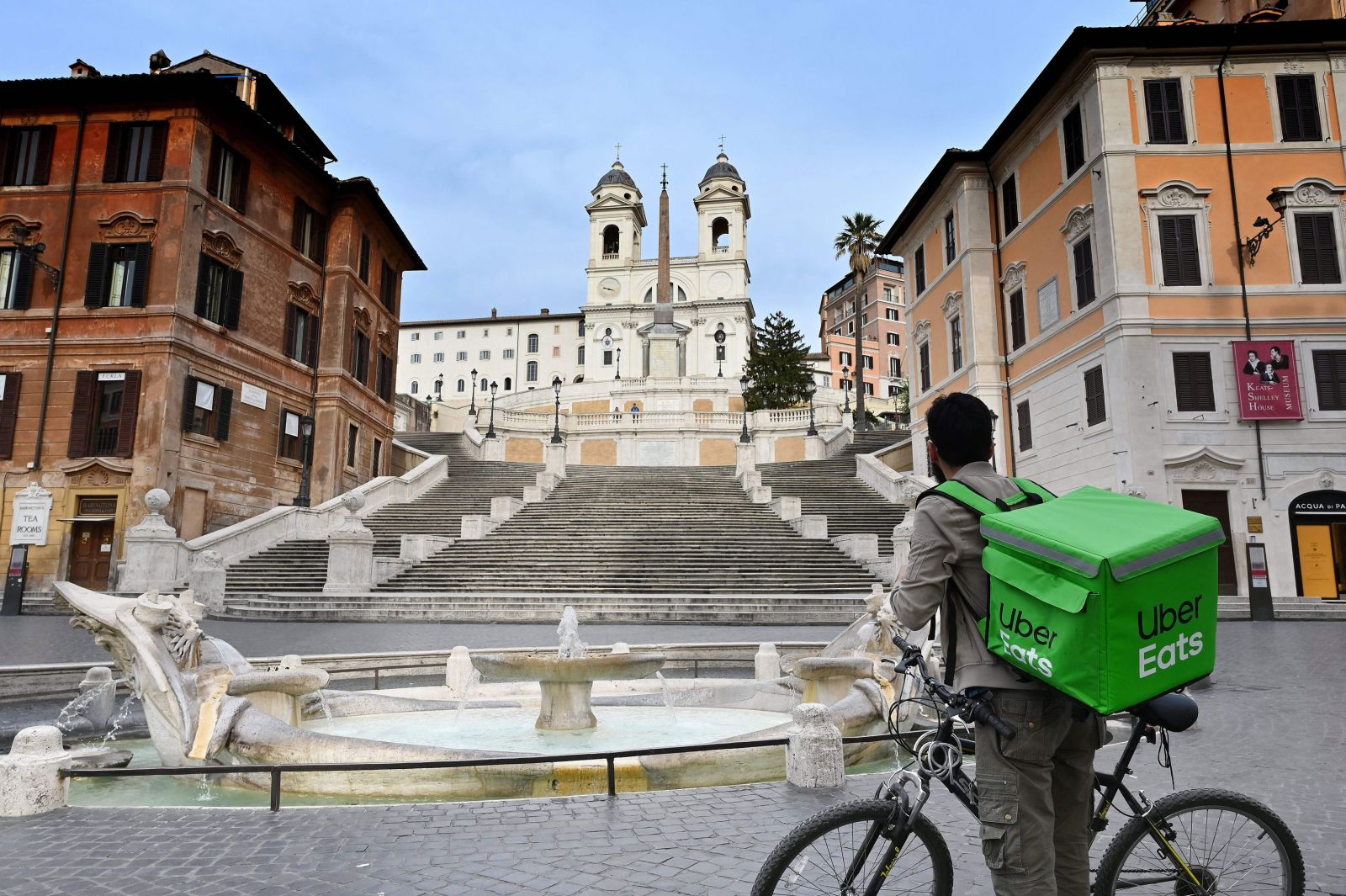 Coronavirus Piazza di Spagna Roma