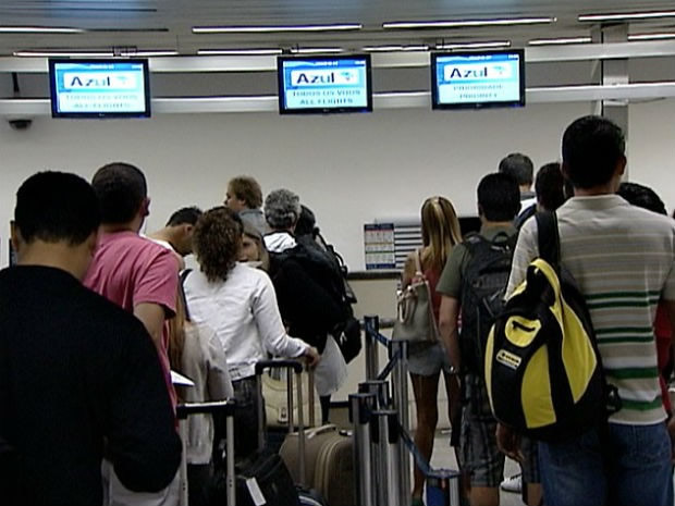 filas em aeroportos